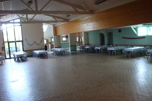 photos salle des fêtes de LUANT (36)
